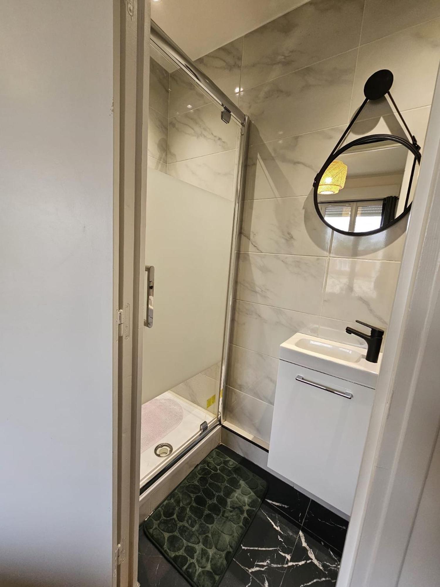 Chambre Verte Proche De Stade De France Pierrefitte sur Seine Bagian luar foto